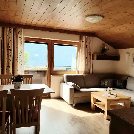 Bernsteiner Apartament *